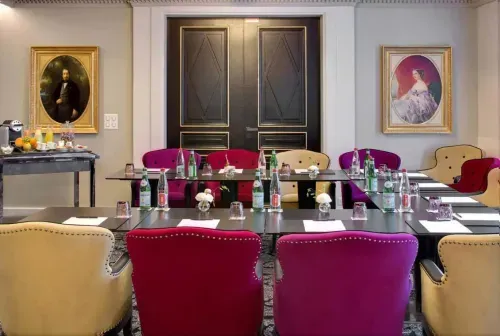 Elegant 19th-Century Meeting Room
