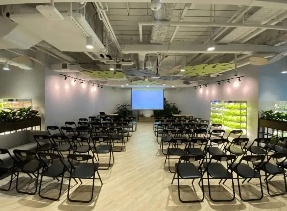 Eco-Friendly Venue With a Laid-Back Environment