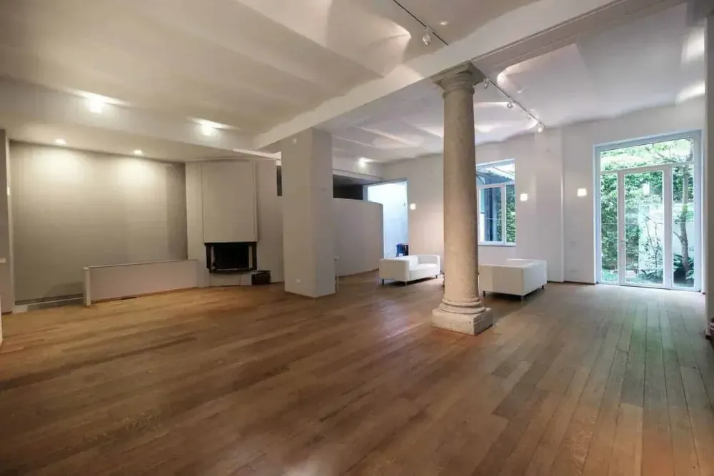 Classic Neoclassical Venue With Charming Private Garden