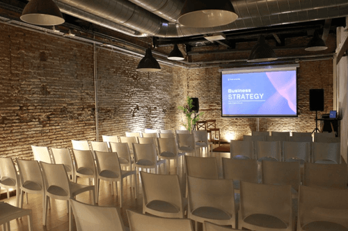 Minimalistic-Industrial Meeting Room