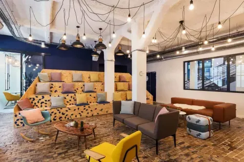 Versatile Urban Haven with eclectic chic decor