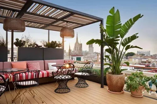 Elegant Rooftop With a Mediterranean Touch for Chic Corporate Gatherings