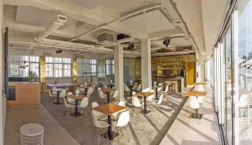 High-End Event Space Overlooking Skyline
