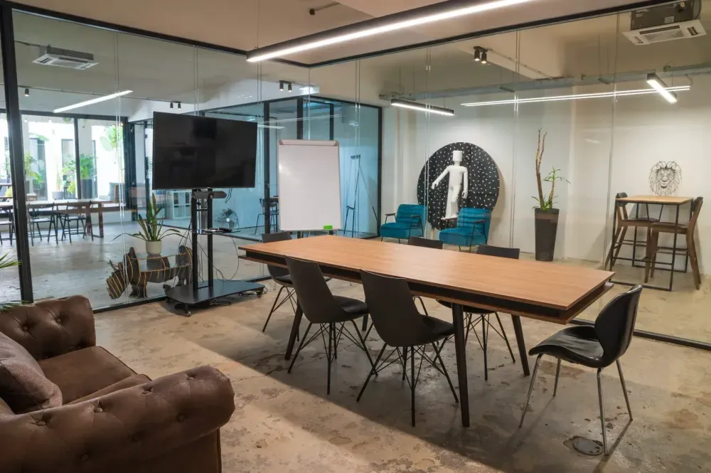 Stylish Urban Venue With Modern Aesthetics